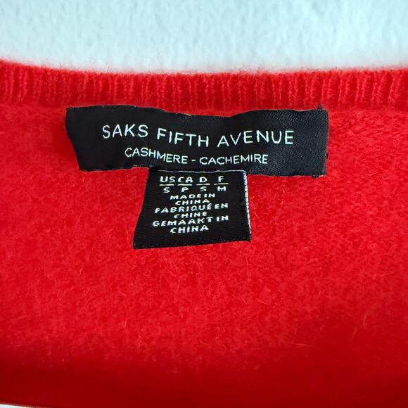 SAKS FIFTH AVENUE | Red Cashmere V Neck Sweater Slim Fit Size Small - Picture 3 of 3